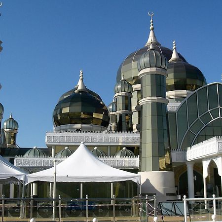 Rayyaz Inn Kuala Terengganu Exterior photo