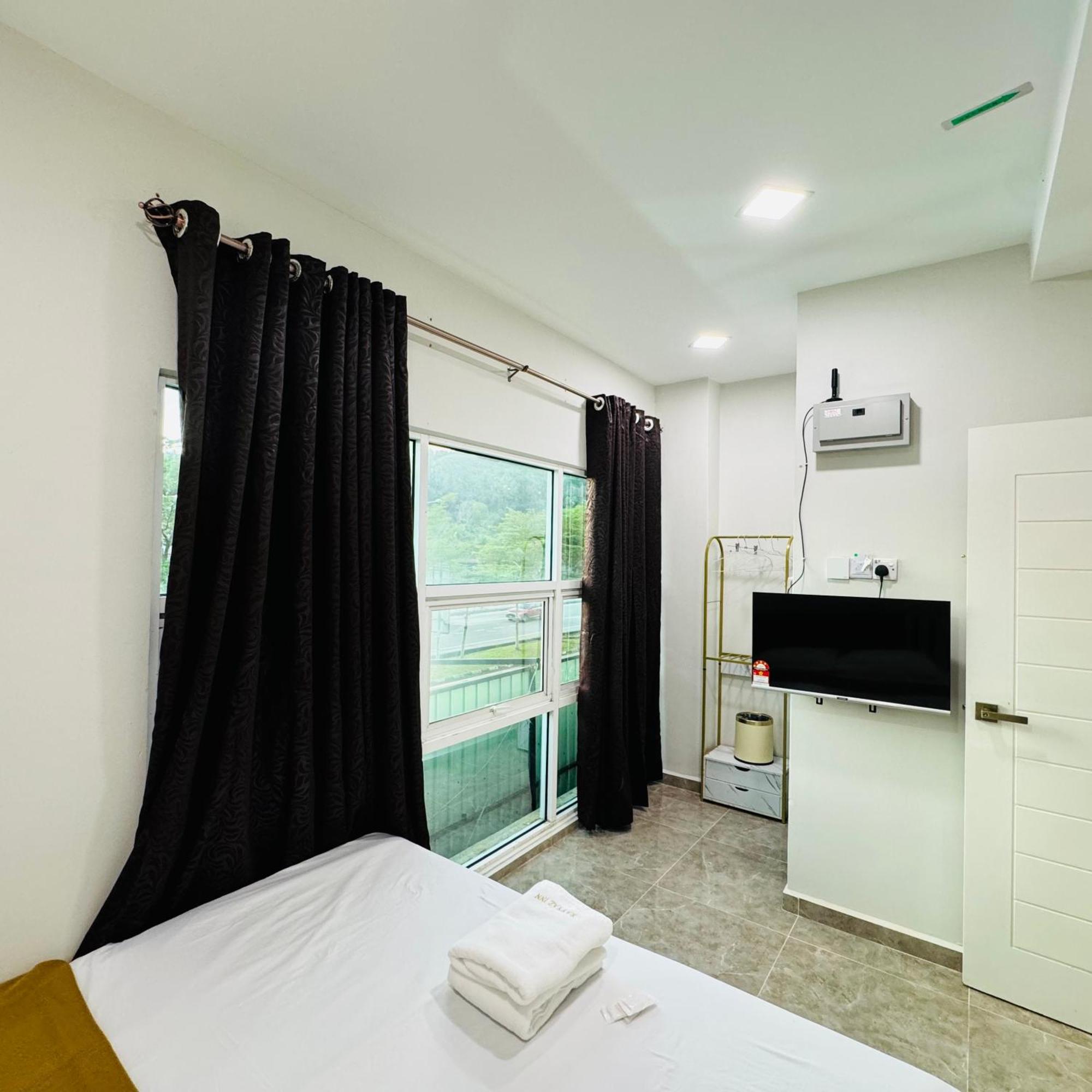 Rayyaz Inn Kuala Terengganu Exterior photo